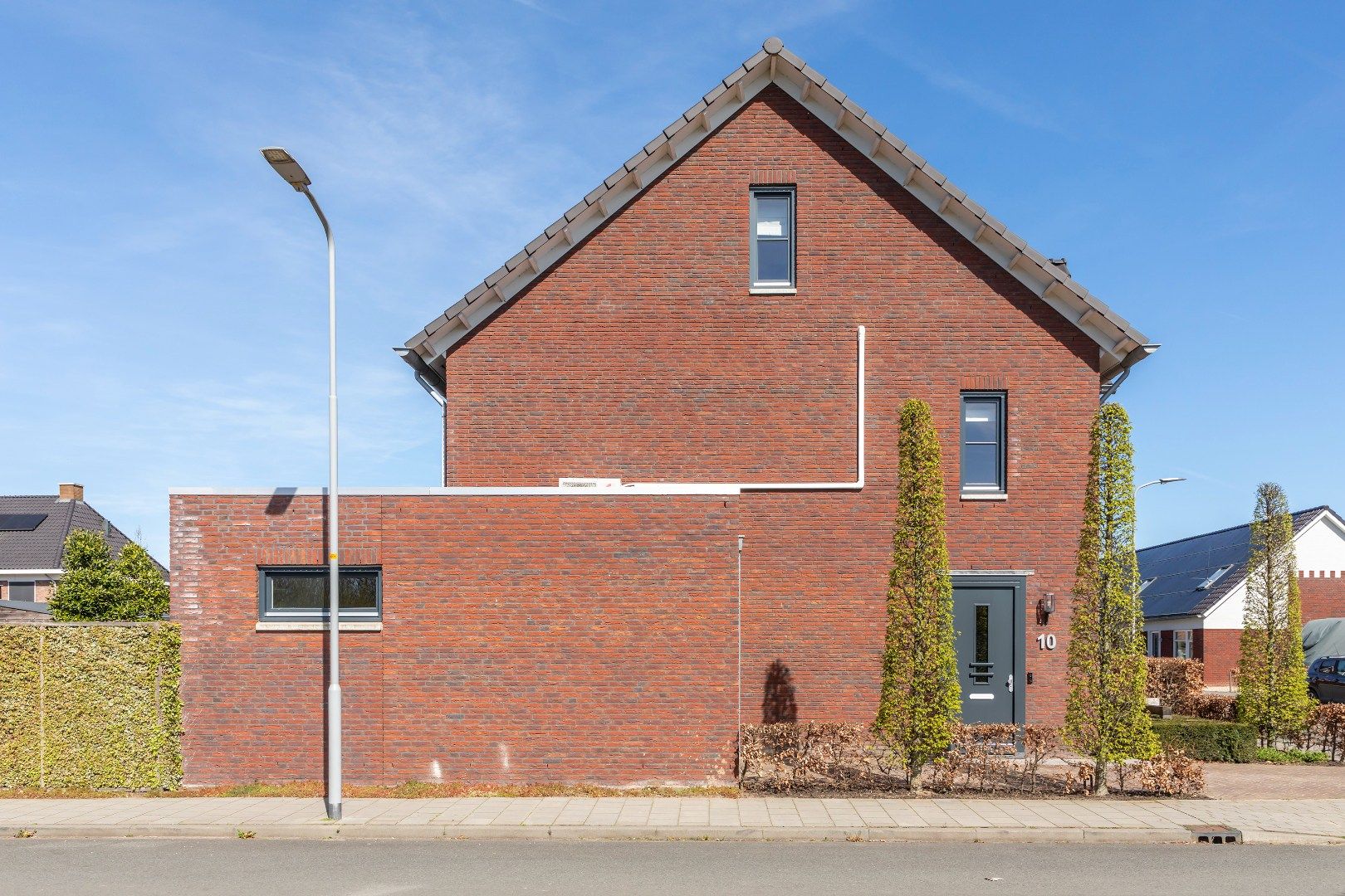 Foto 39 van Burgemeester Jhr G A van Nispenstraat 10