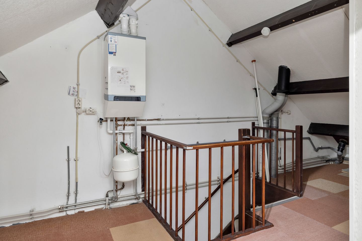 Photo 19 of Söderblomstraat 290