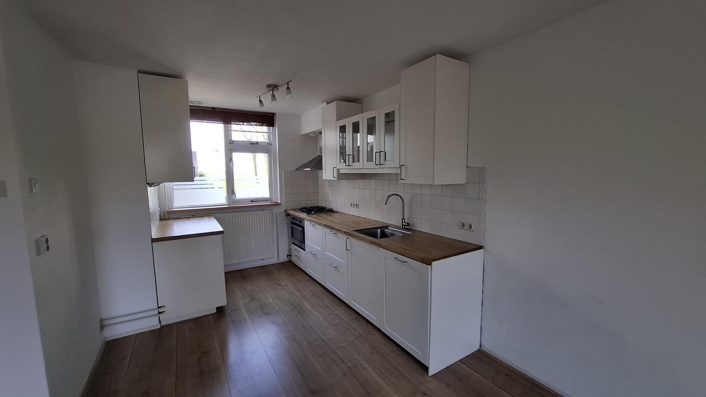 Photo 4 of Offenbachstraat 4