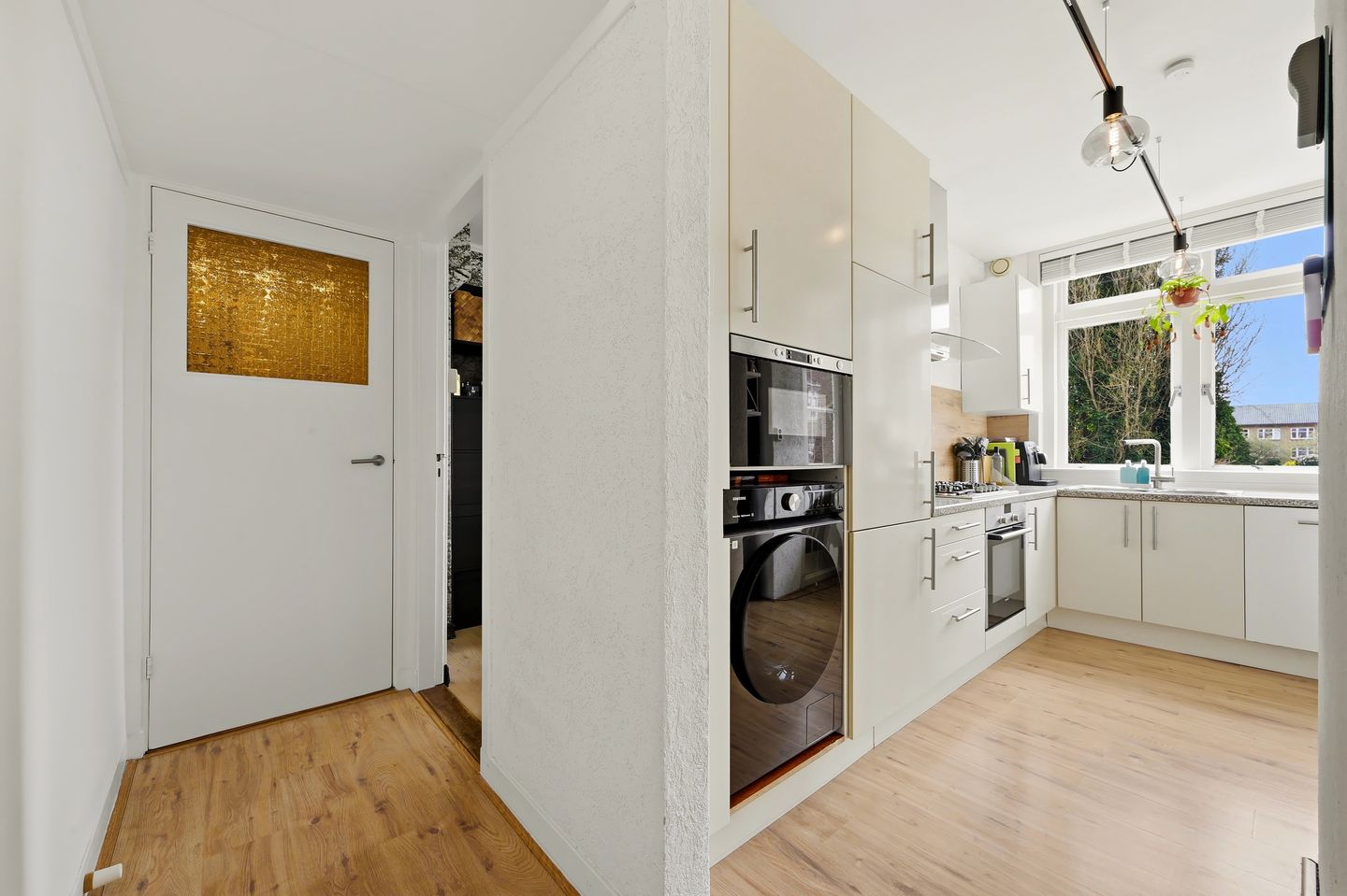 Photo 14 of Brinckerinckstraat 90