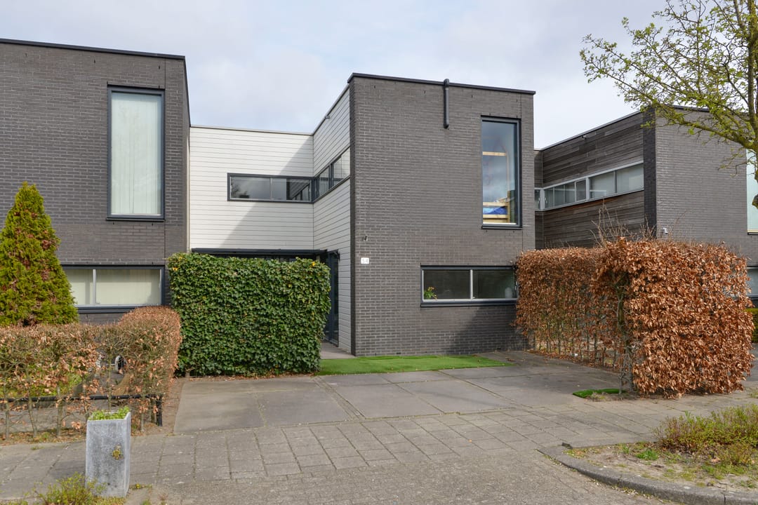 Foto 1 van Hans Lodeizenstraat 54