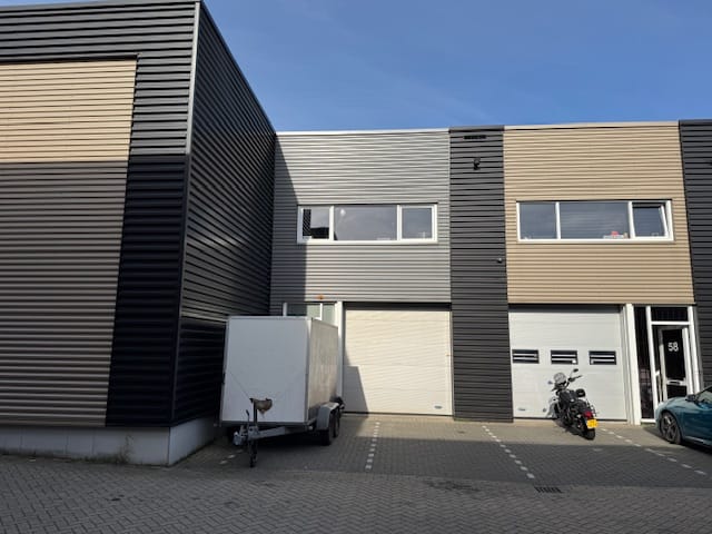 Bekijk foto 2 van Laan van 't Haantje 60