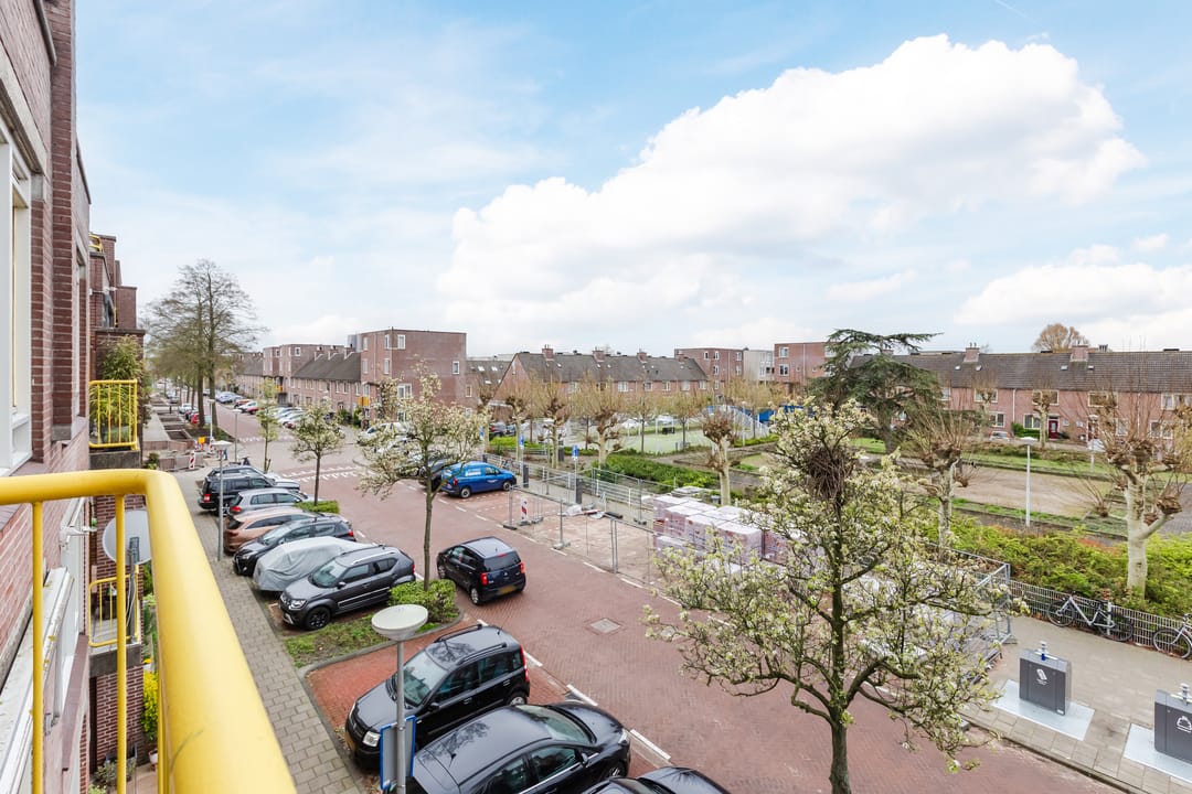 Foto 28 van M. Gandhilaan 69