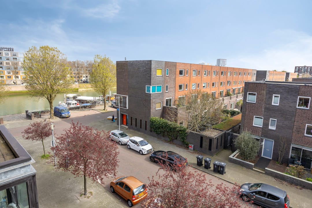 Foto 47 van J.H. van den Broekstraat 15