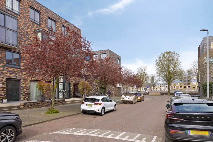 Foto 3 van J.H. van den Broekstraat 15