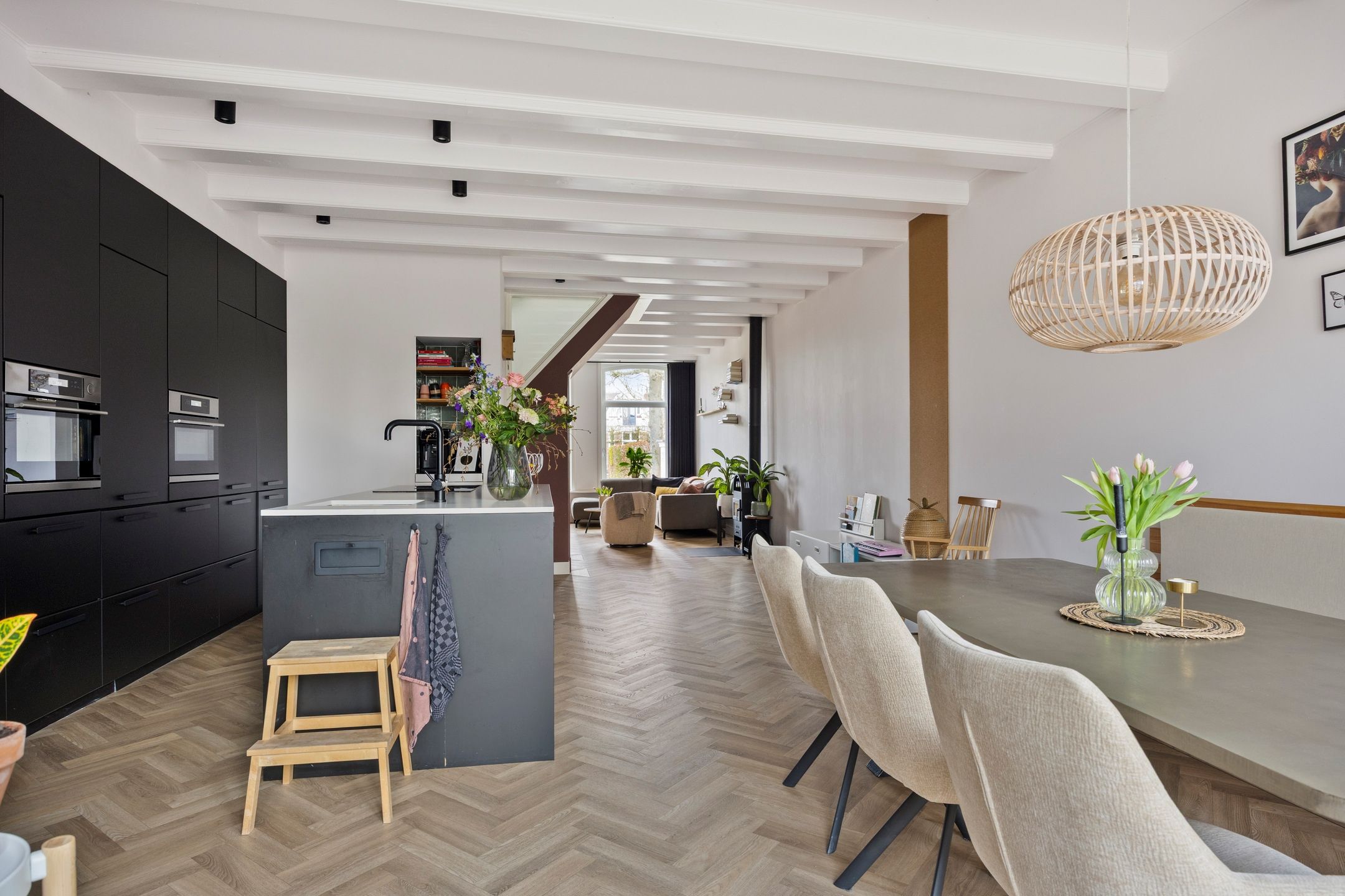 Foto 24 van Popmawal 15