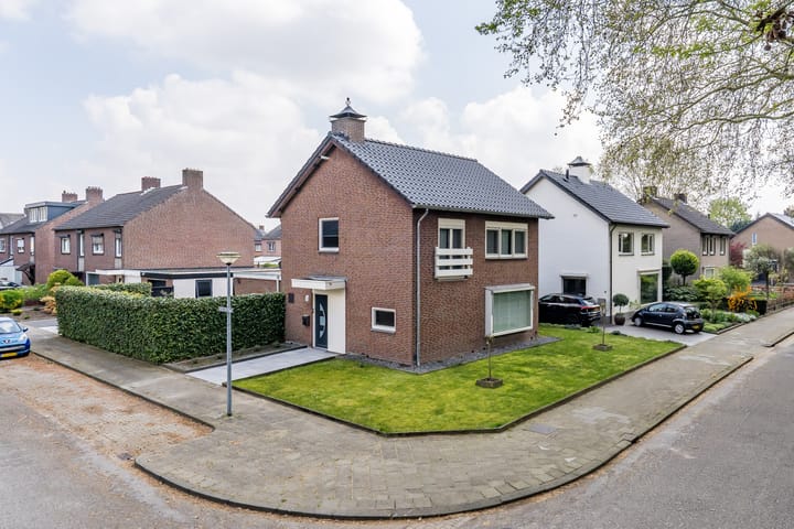 Photo 3 of Gezellenstraat 9