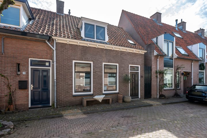 Photo 2 of Wilhelminastraat 39