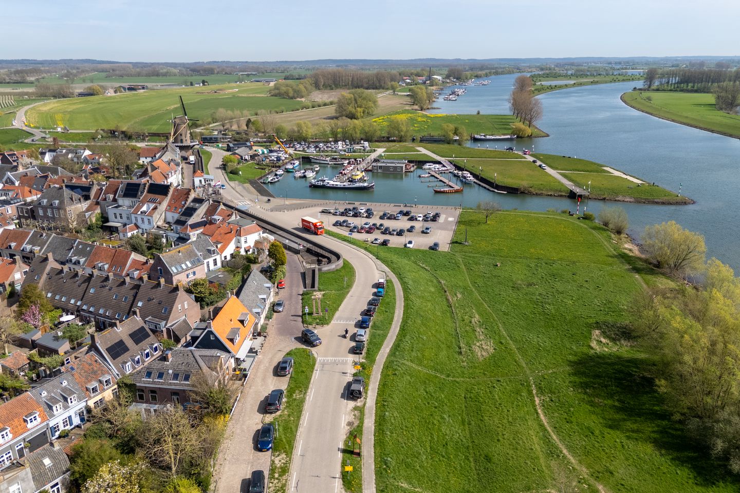 Photo 4 of Wilhelminastraat 39