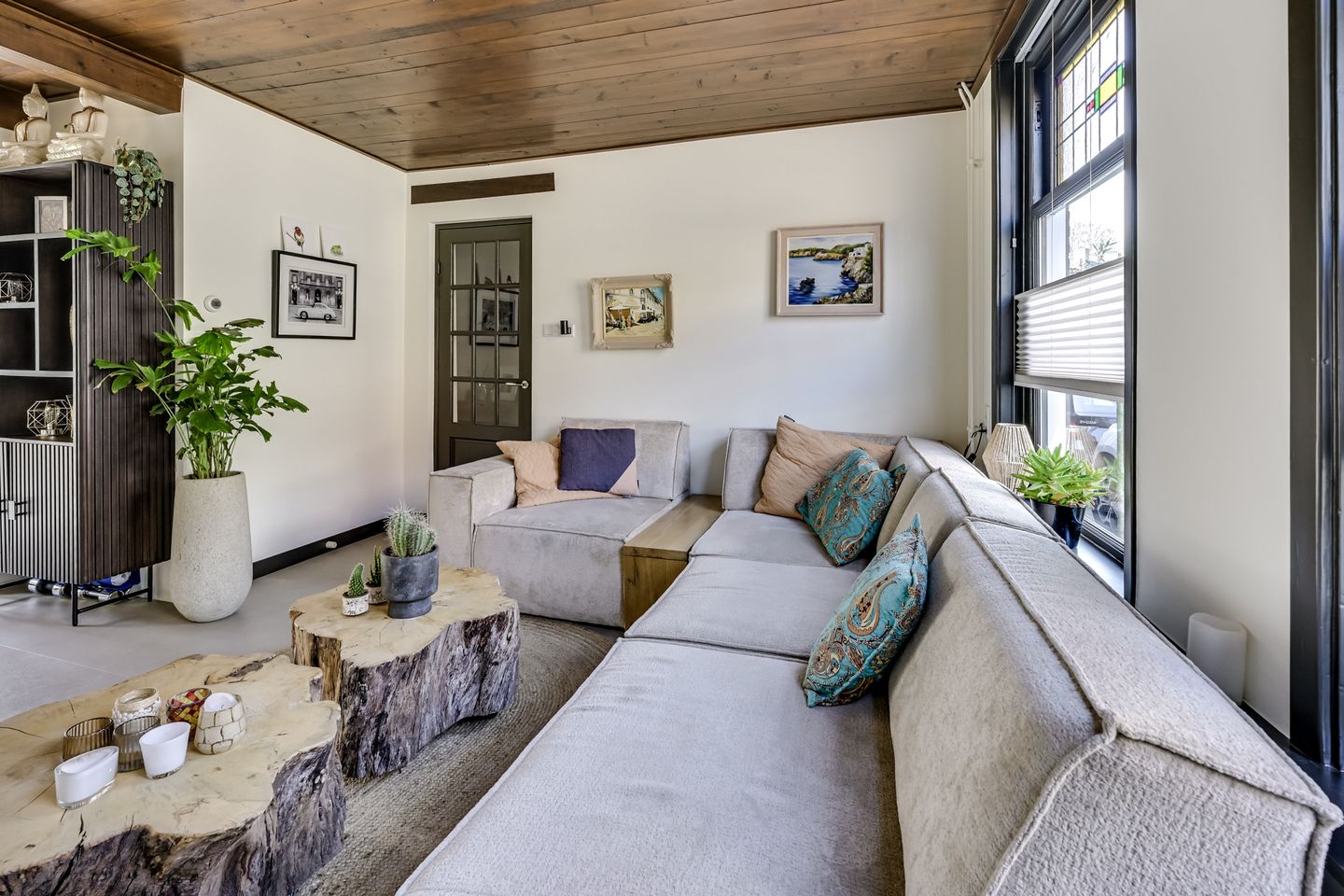 Photo 10 of Wilhelminastraat 39