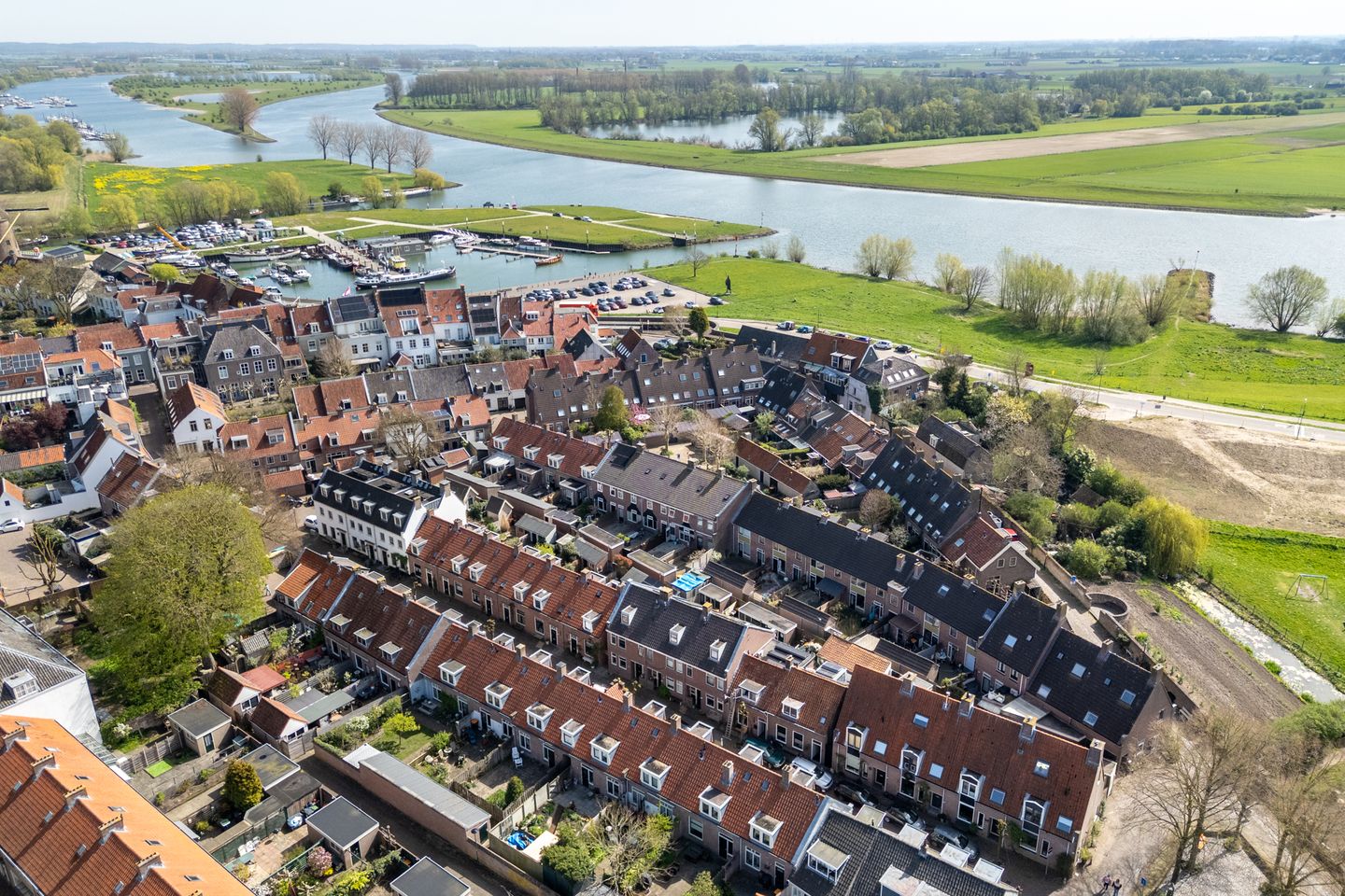 Photo 44 of Wilhelminastraat 39