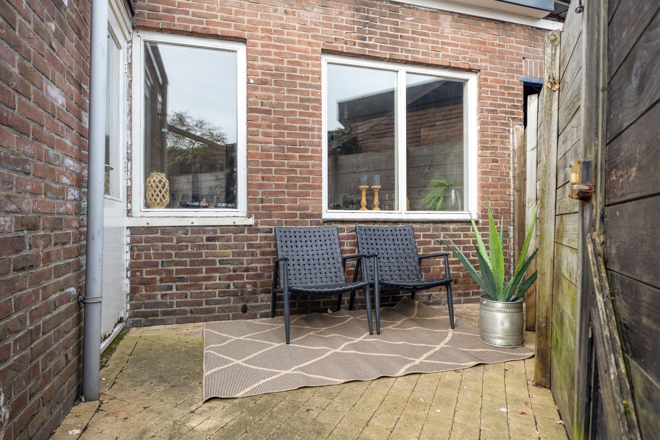 Photo 24 of Rozenstraat 21