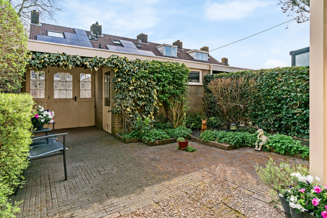 Photo 37 of Rotiusstraat 40