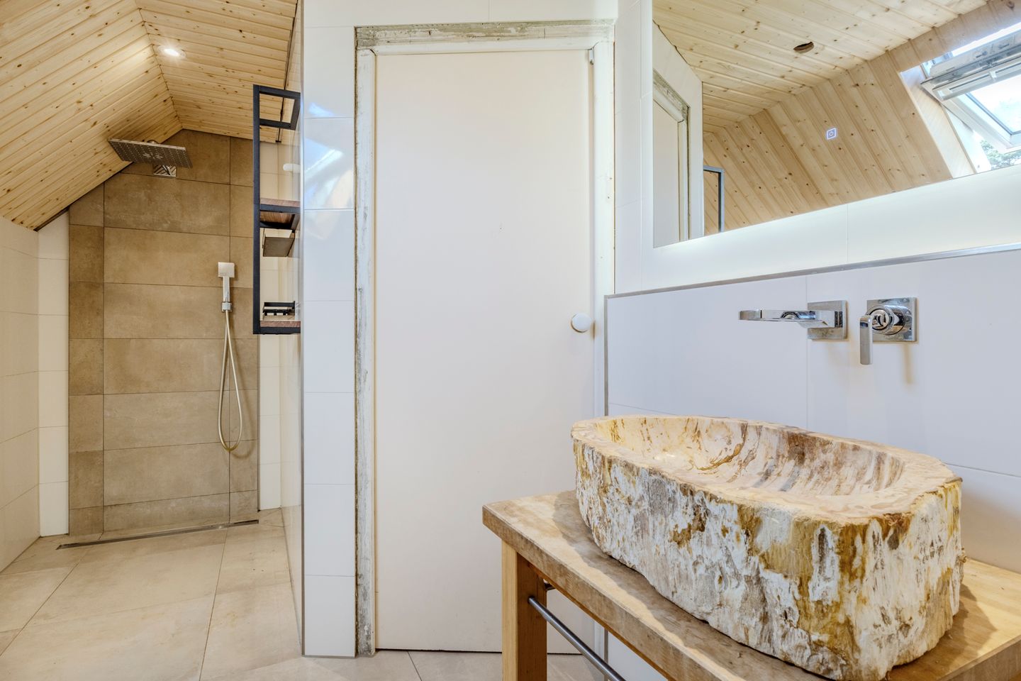 Photo 29 of Woestenes 7