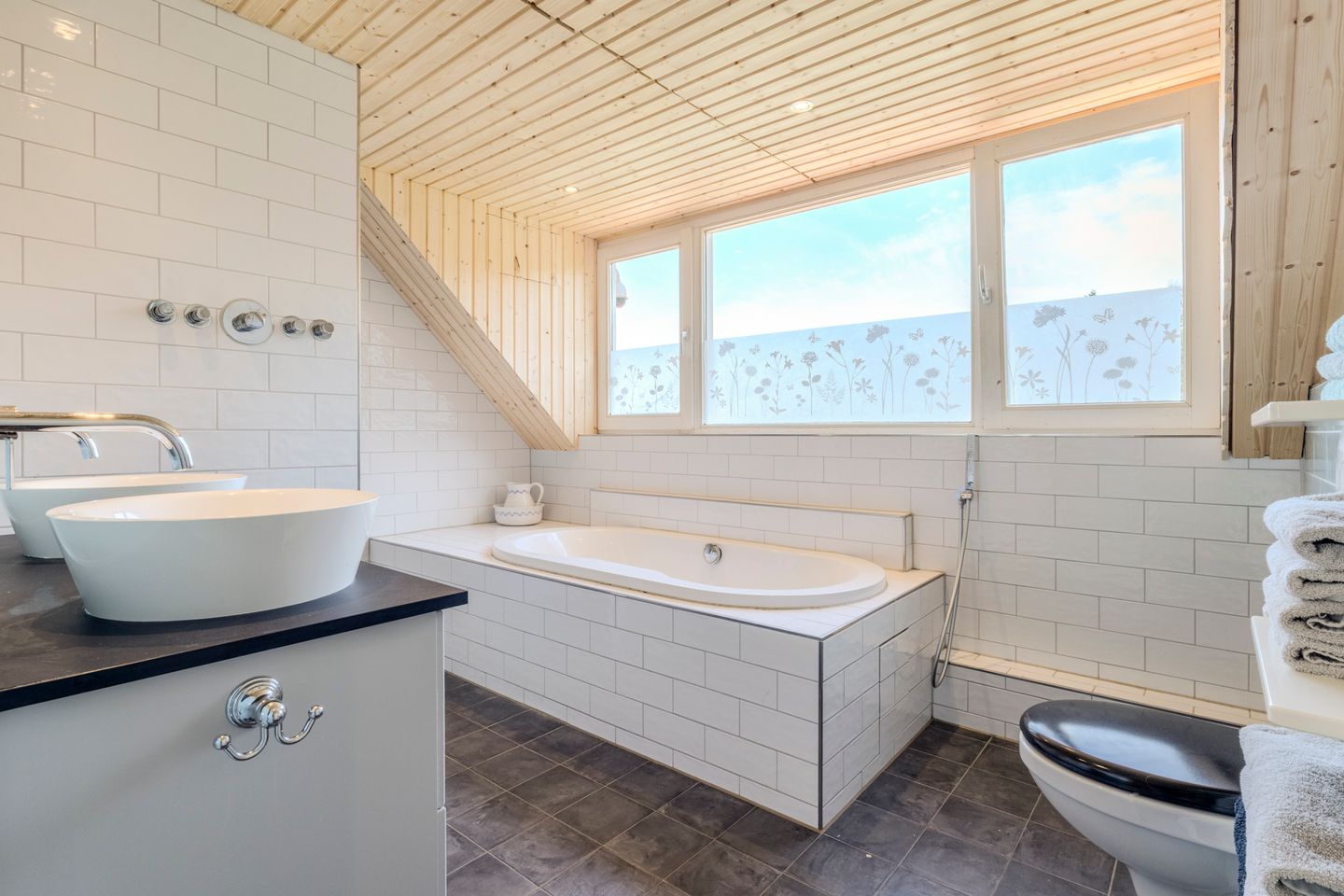 Photo 34 of Woestenes 7