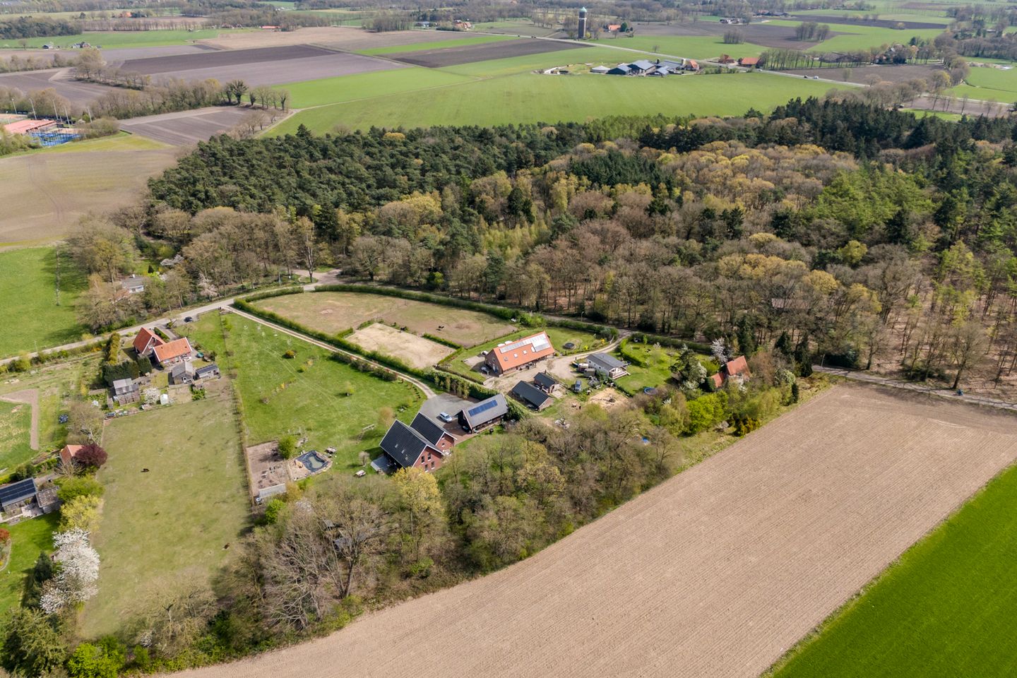 Photo 80 of Woestenes 7