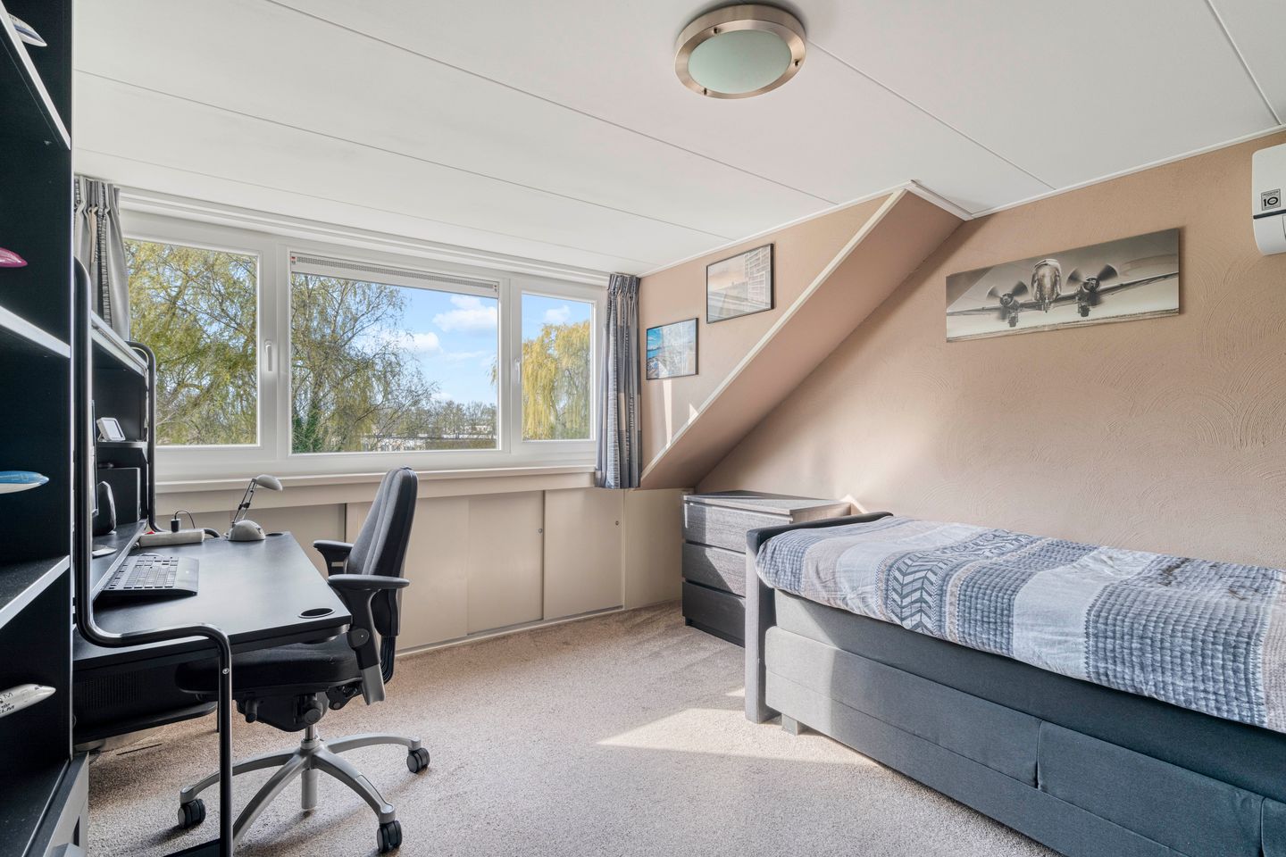 Spacious Family Home with Energy Label A in Green Tanthof-West — 35