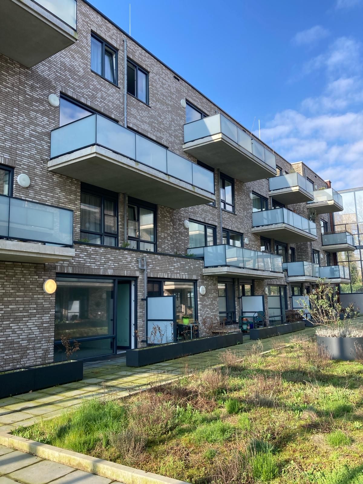 Foto 12 van Schipholweg 158