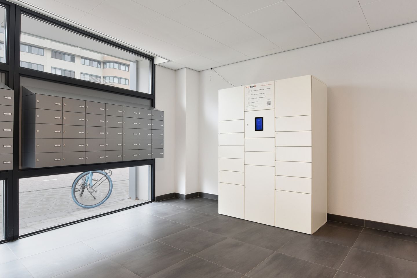 Foto 19 van Schipholweg 158