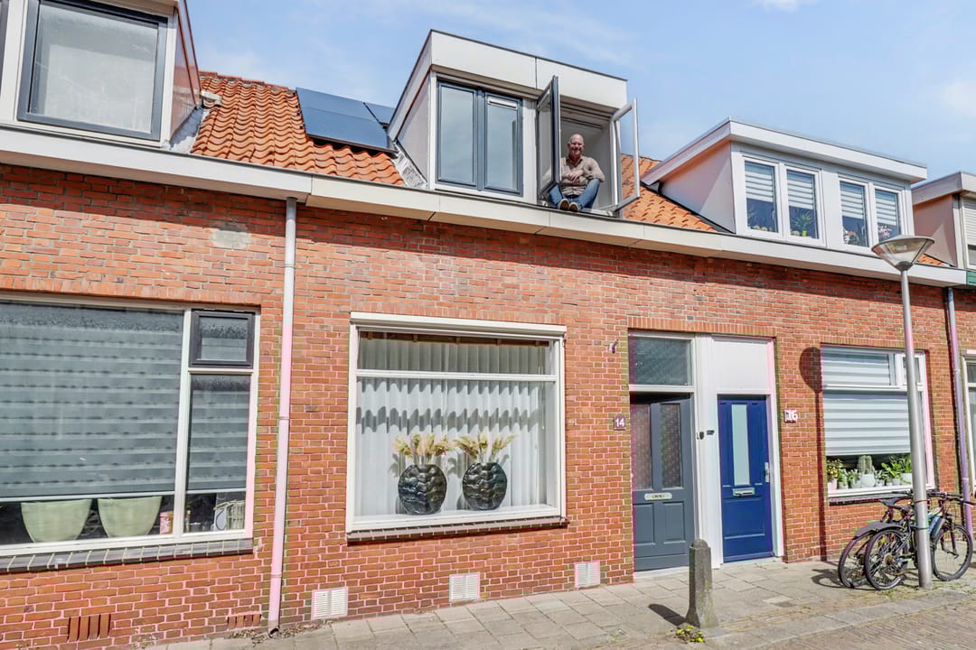 Photo 23 of Mr. de Fremerystraat 14