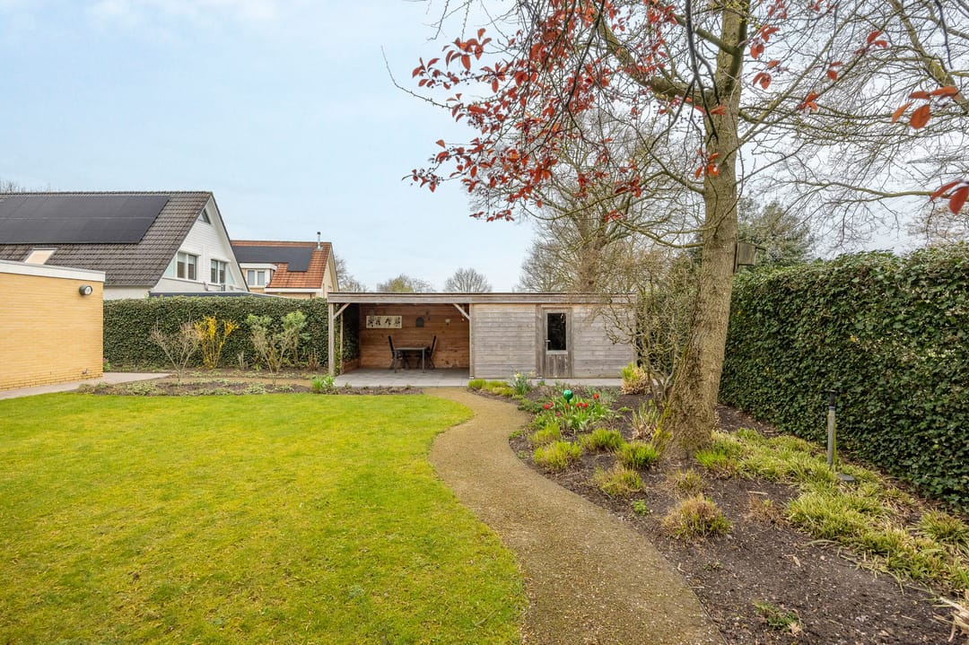 Photo 38 of Zilverschoon 14