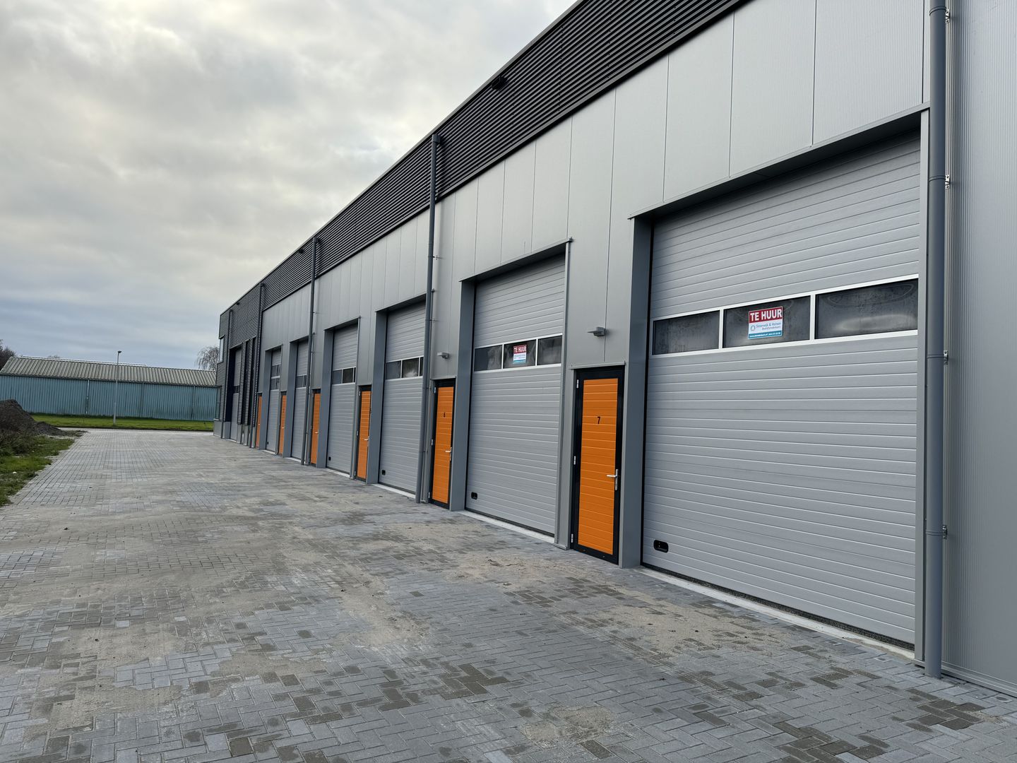 Bekijk foto 3 van de Bun 6-06