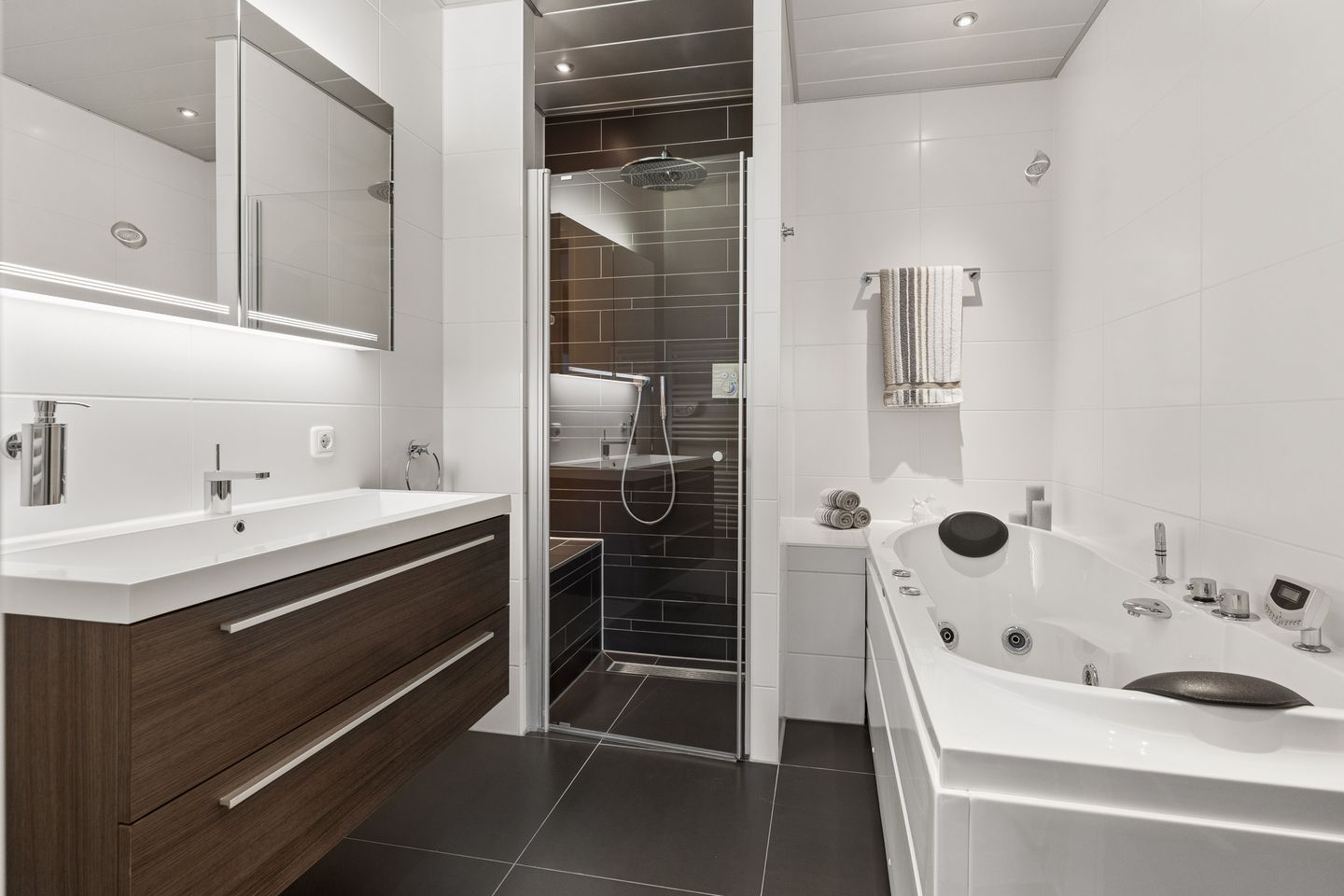 Photo 34 of Oasisstraat 95