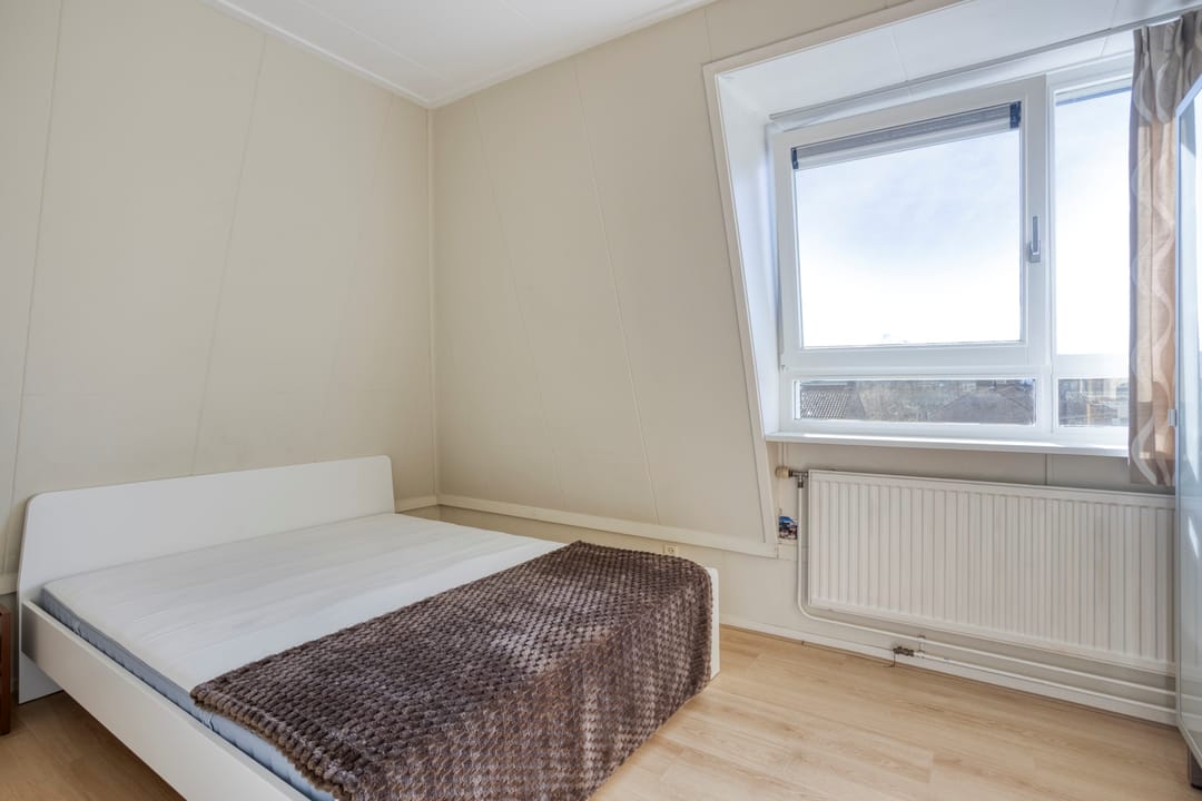 Bright 2-Bedroom Apartment in Quiet Amstelveen Location Near Amsterdamse Bos — 11