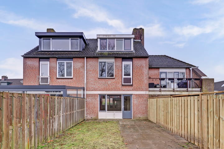 Tussenwoning te koop: Briljantdrift 39, Nieuwegein