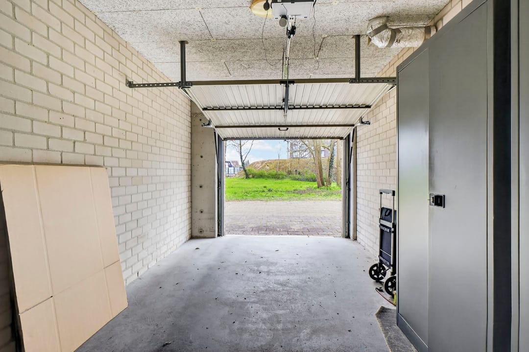 Photo 37 of Stationsweg 176