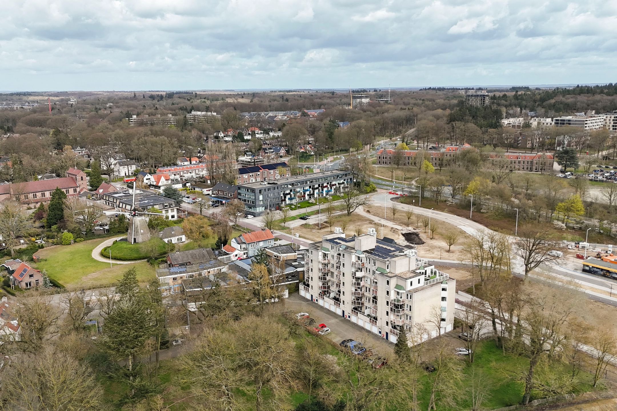 Photo 42 of Stationsweg 176