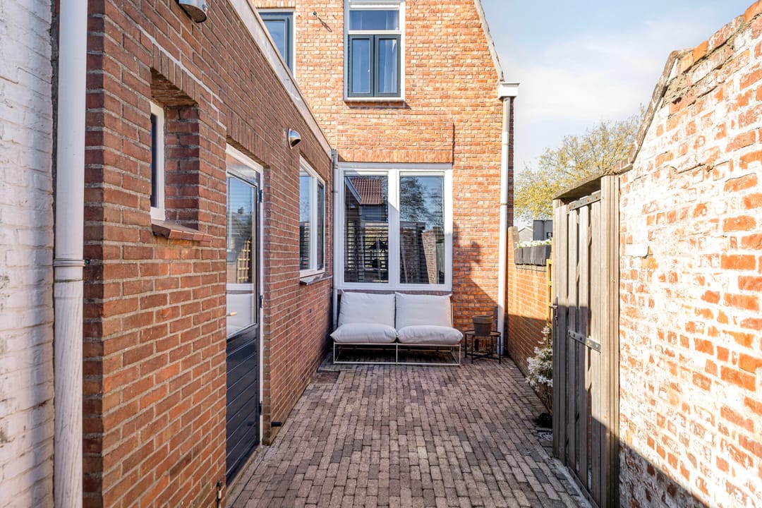 Photo 32 of Axelsestraat 52-A