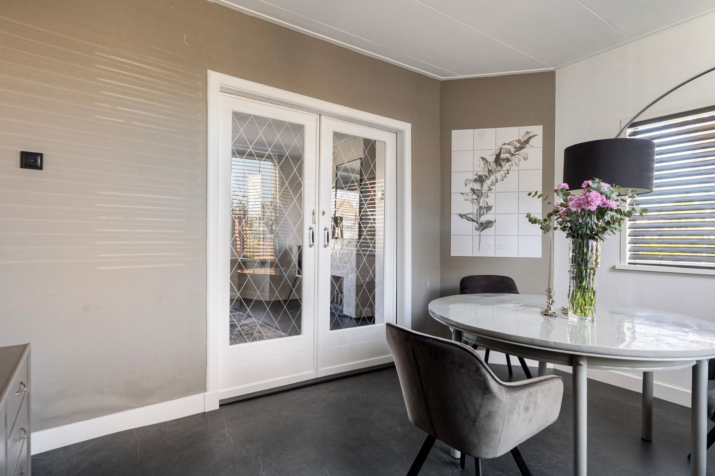 Photo 14 of Axelsestraat 52-A