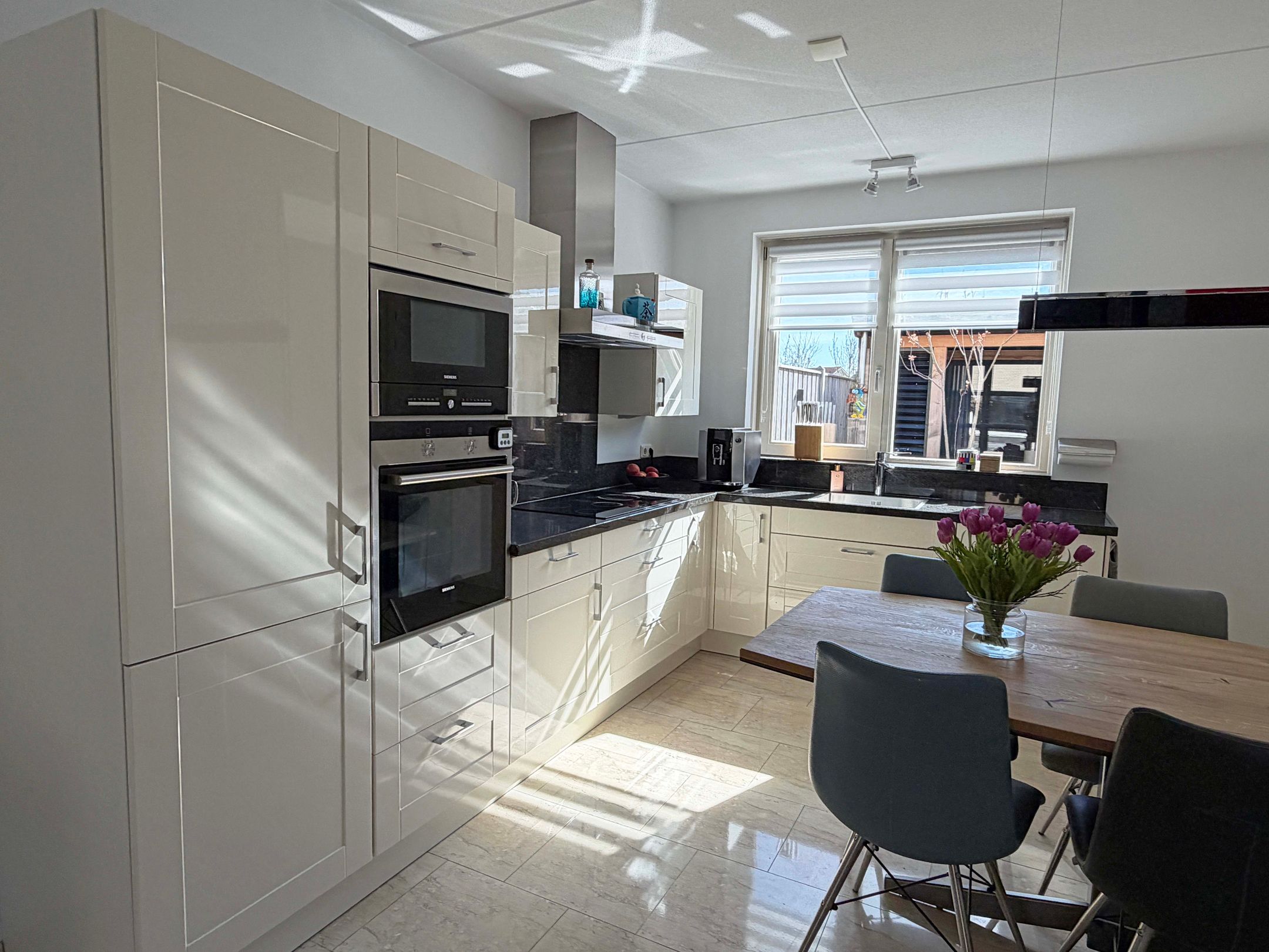 Photo 21 of Willem Mantelstraat 37