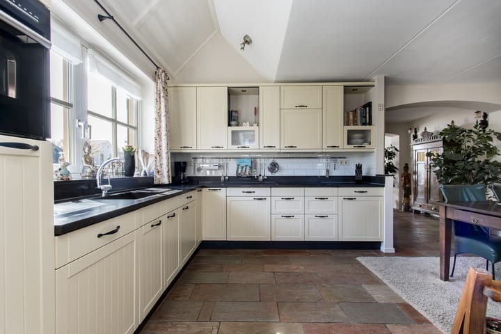 Foto 4 van Uithof 13