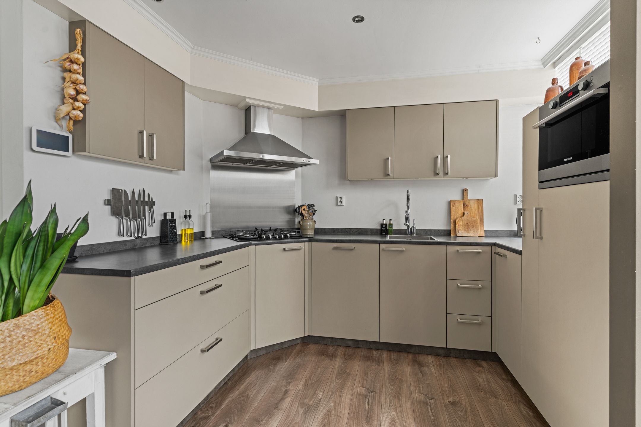 Foto 12 van Vondellaan 49