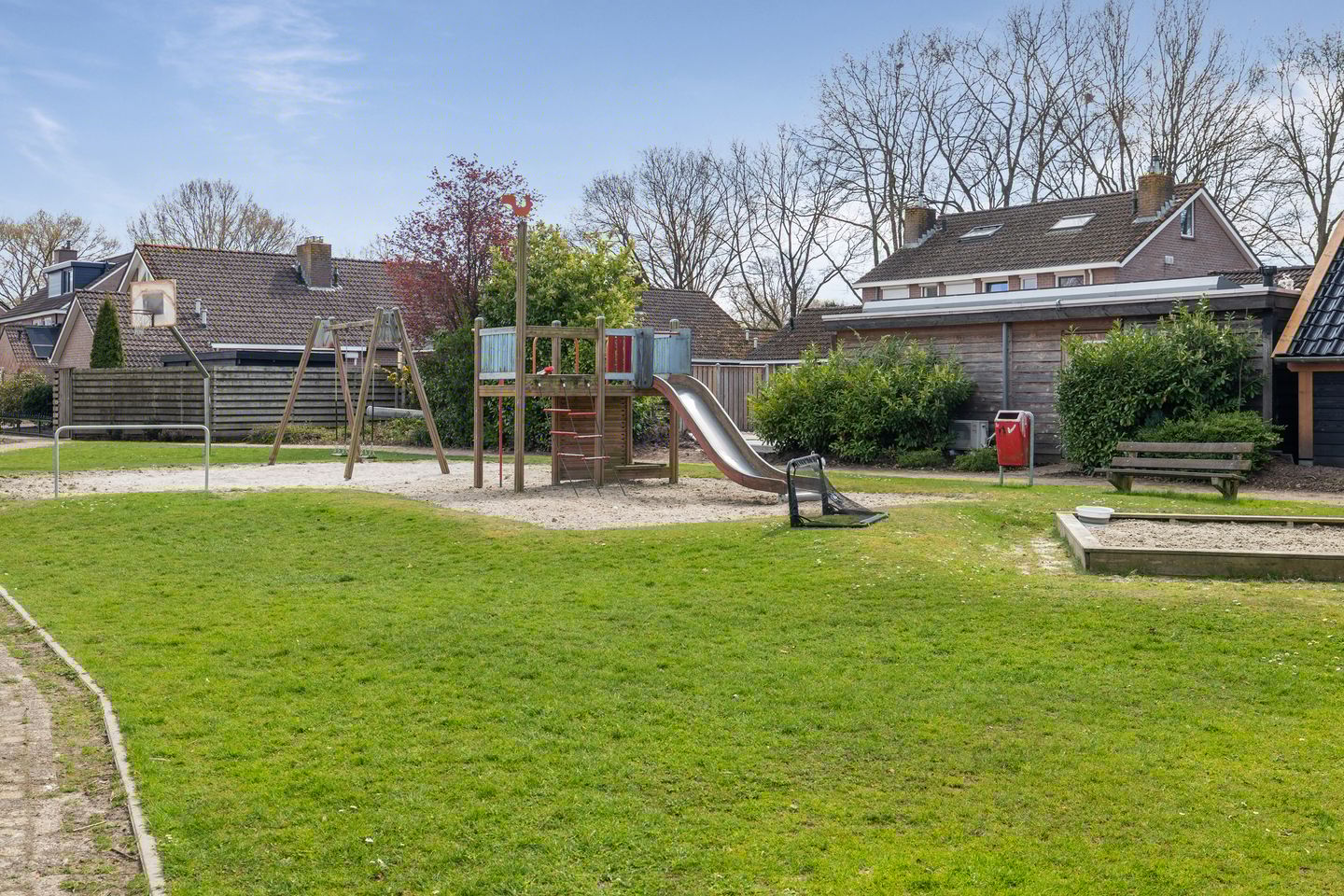 Photo 40 of Achterkamp 17