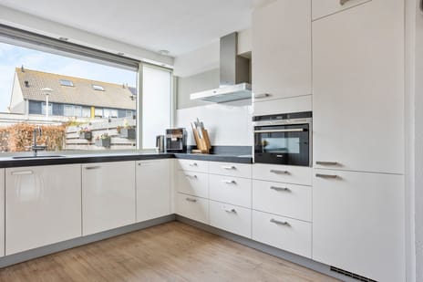 Olieslager 16 tertiary image