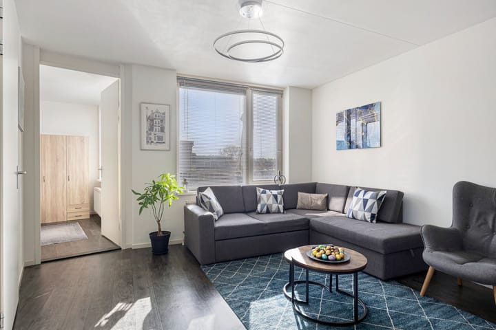 Photo 2 of Middenstraat 1-A