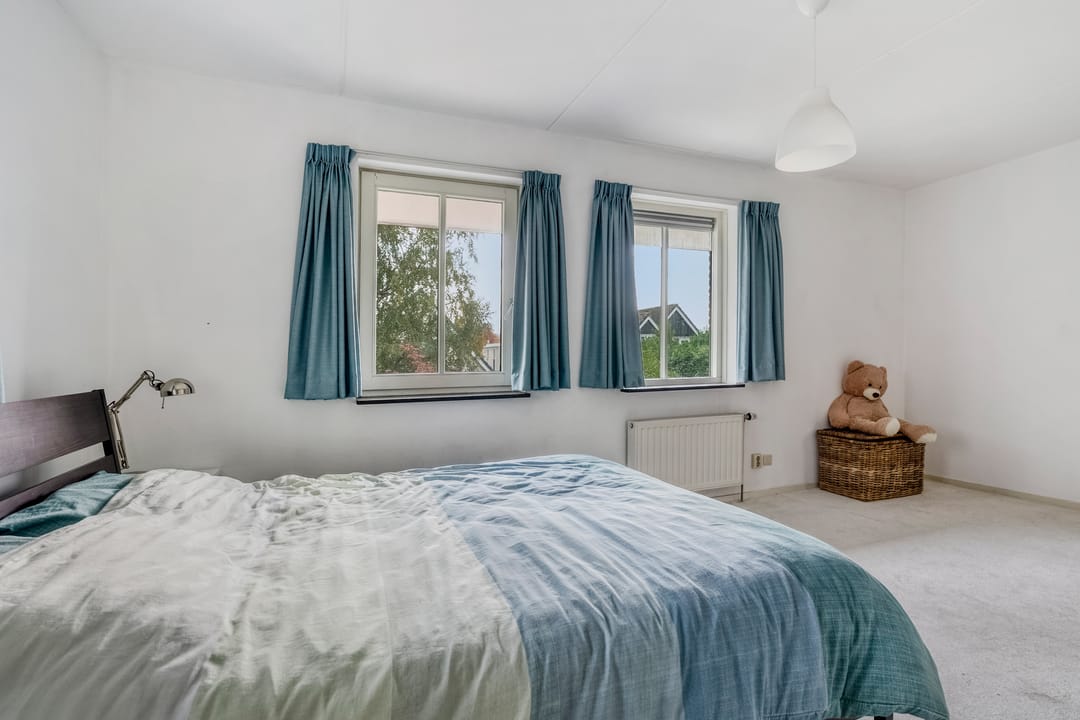 Foto 37 van Henry Moorestraat 76