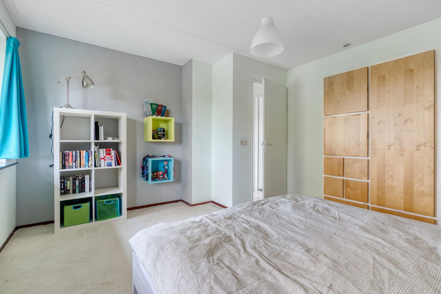 Foto 44 van Henry Moorestraat 76