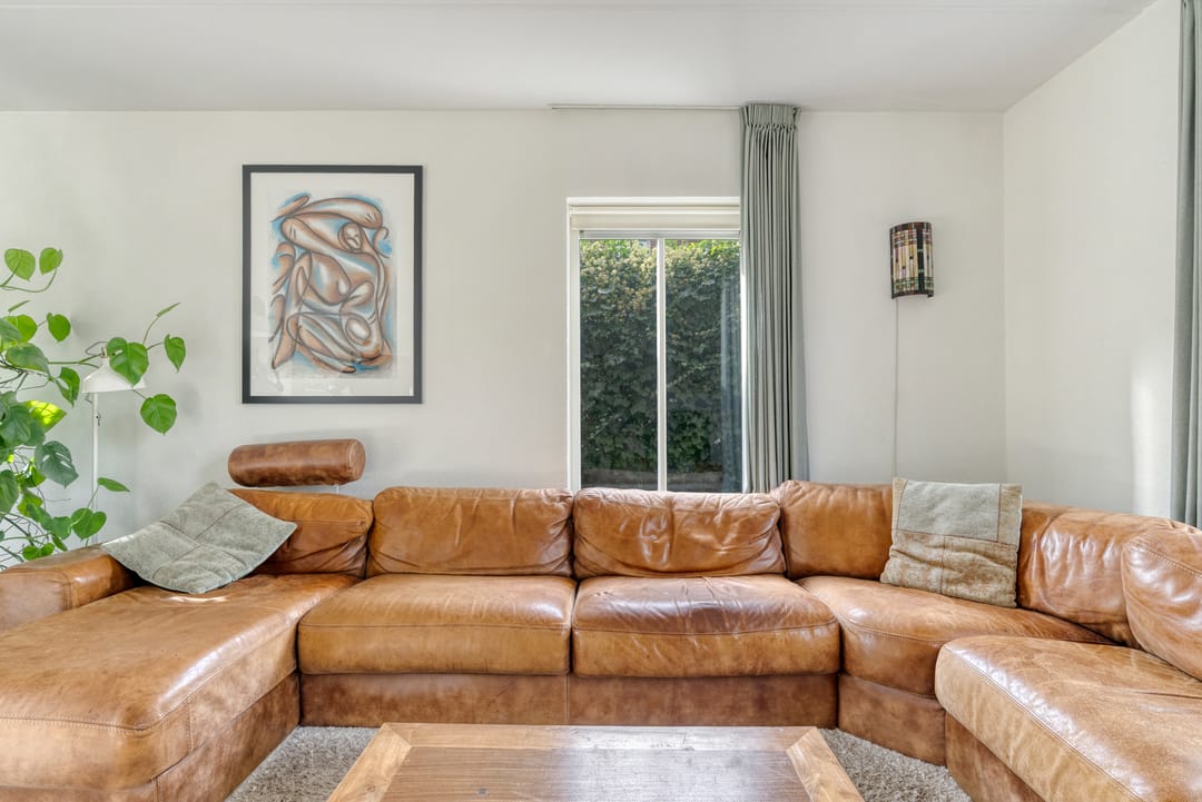 Foto 17 van Henry Moorestraat 76