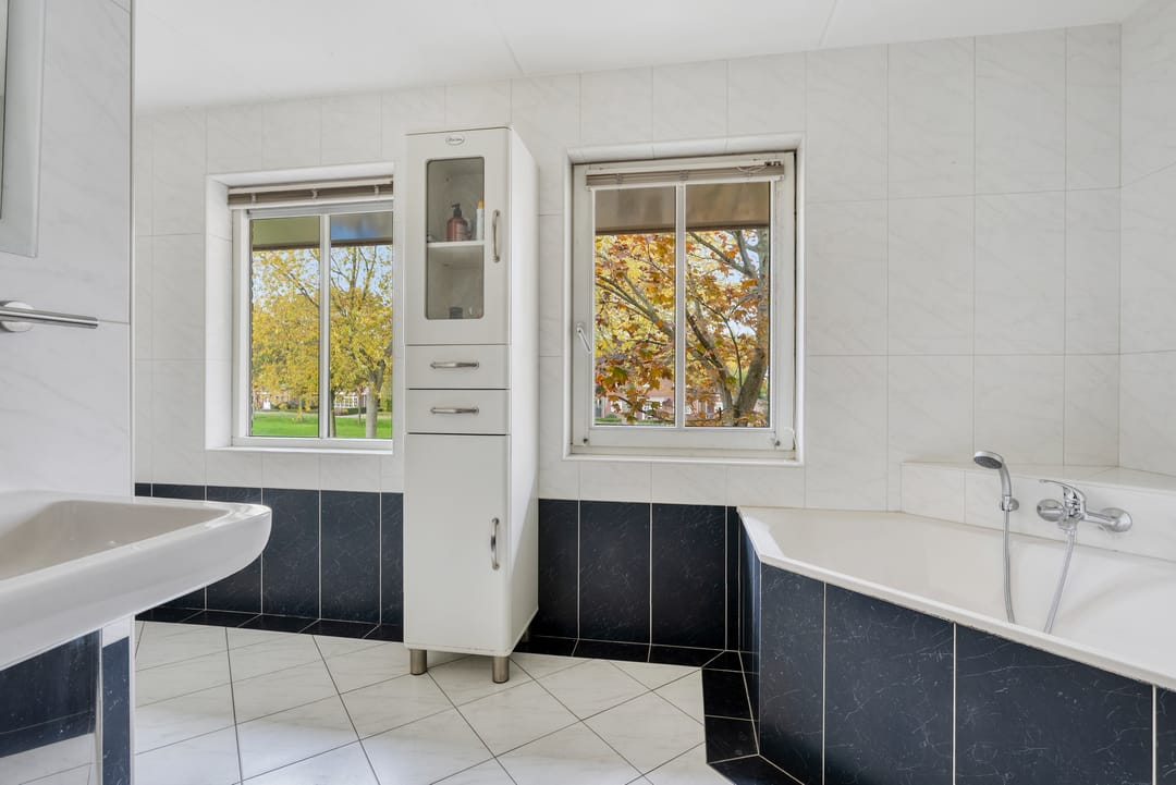 Foto 46 van Henry Moorestraat 76