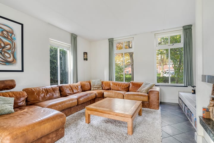 Foto 2 van Henry Moorestraat 76