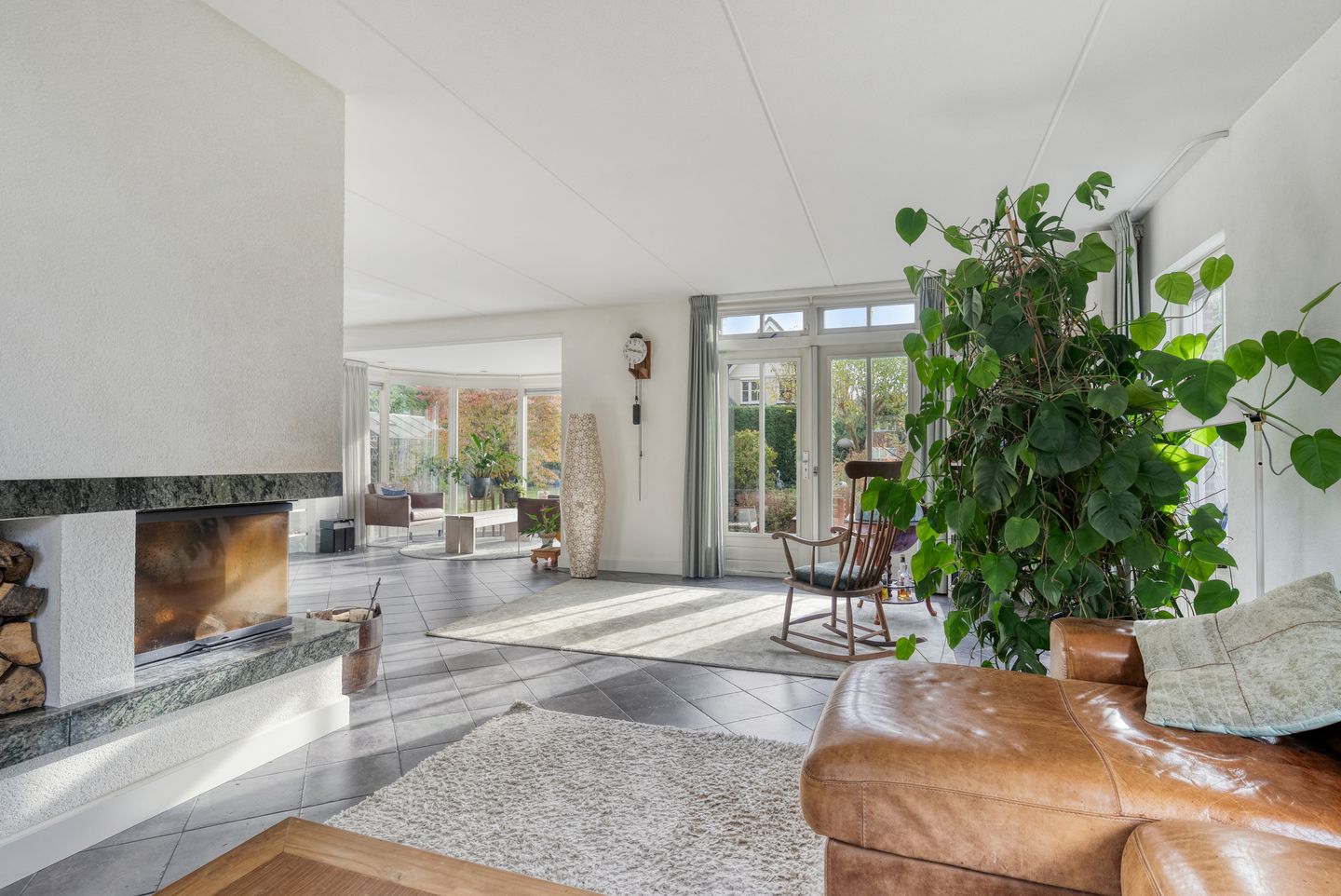 Foto 19 van Henry Moorestraat 76