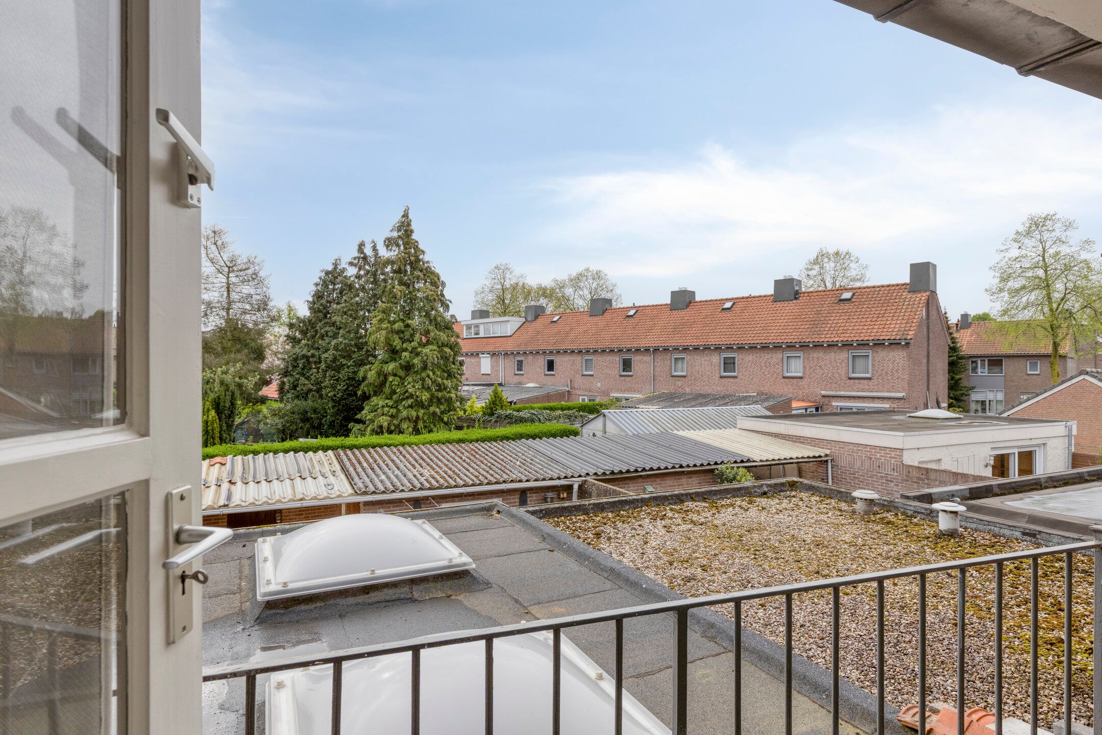 Photo 18 of Begoniastraat 9