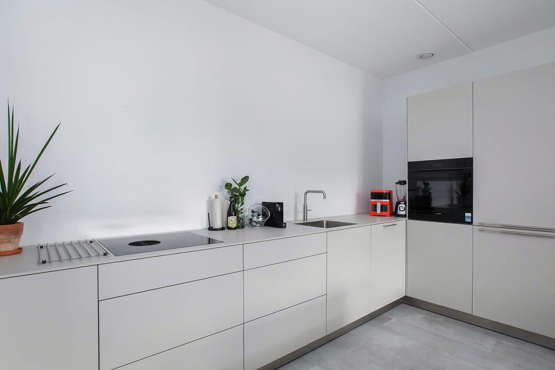 Foto 13 van Mies van der Rohestraat 19