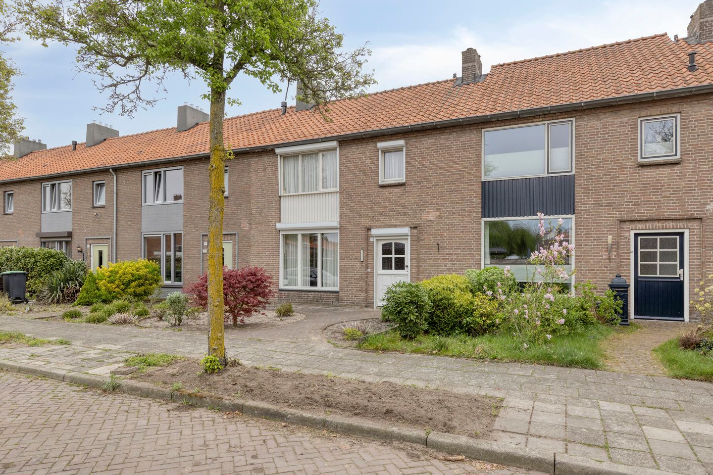 Photo 5 of Begoniastraat 9