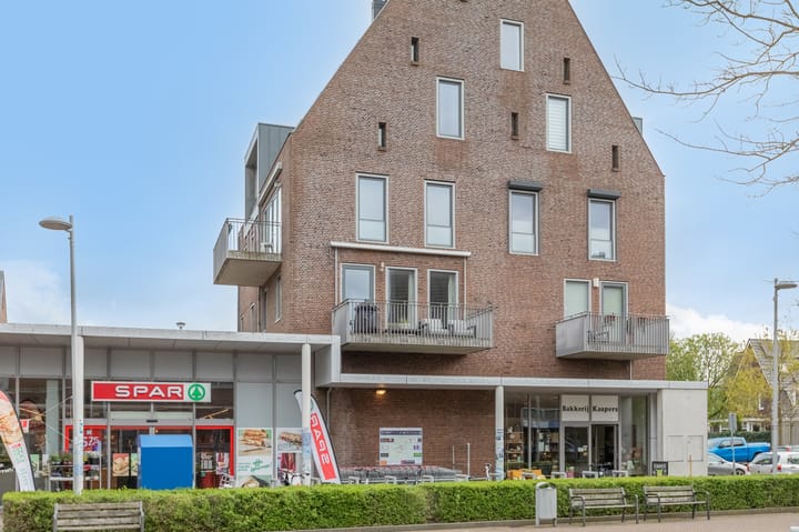 Foto 5 van Asterstraat 6