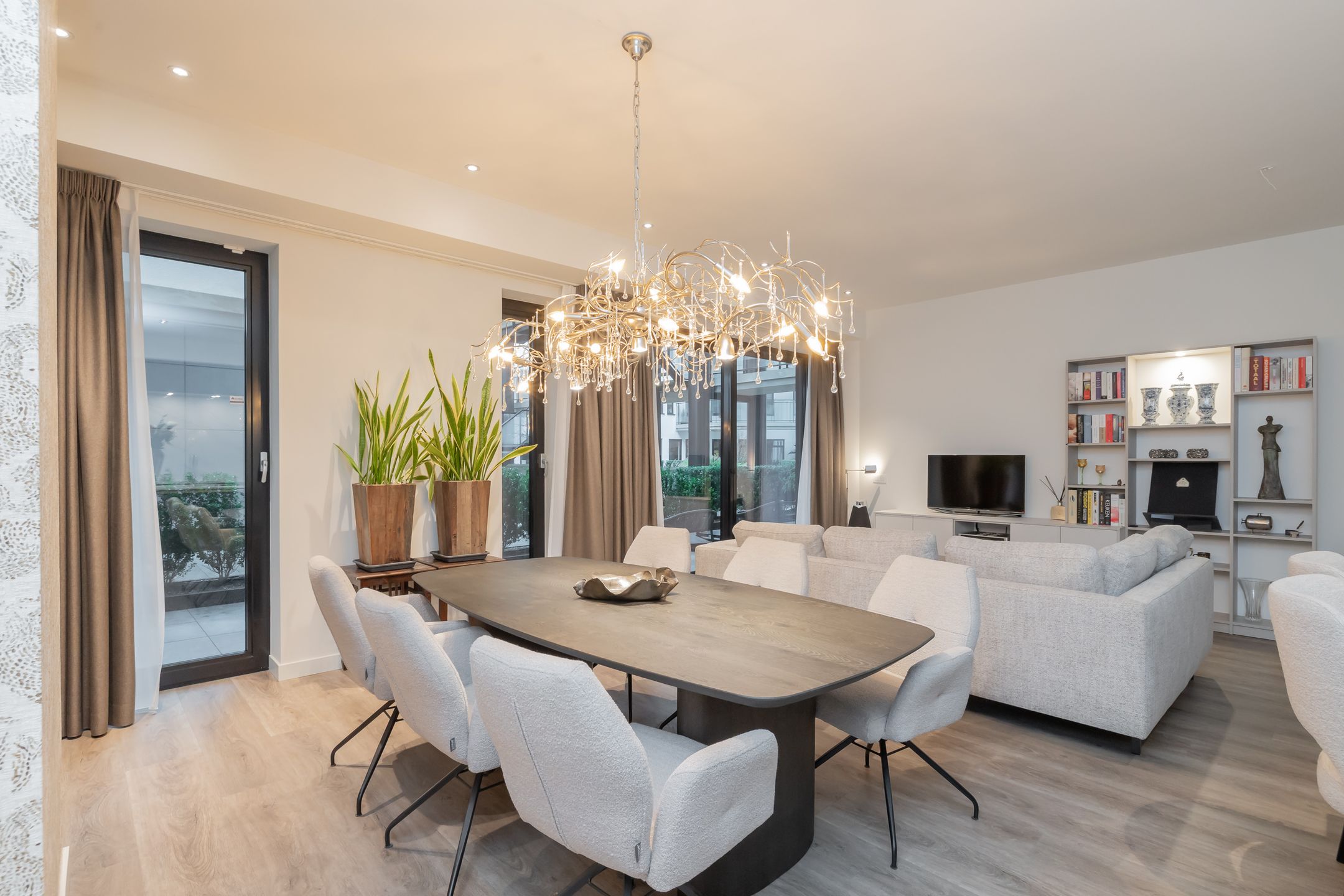 Foto 9 van Burgemeester Rijnderslaan 642